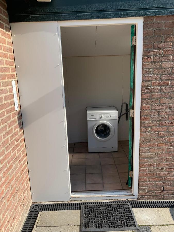Vakantiewoning Aan Het Veerse Meer Wolphaartsdijk Exterior photo